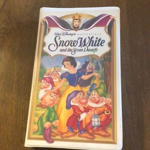 Snow White and the seven dwarfs vhs